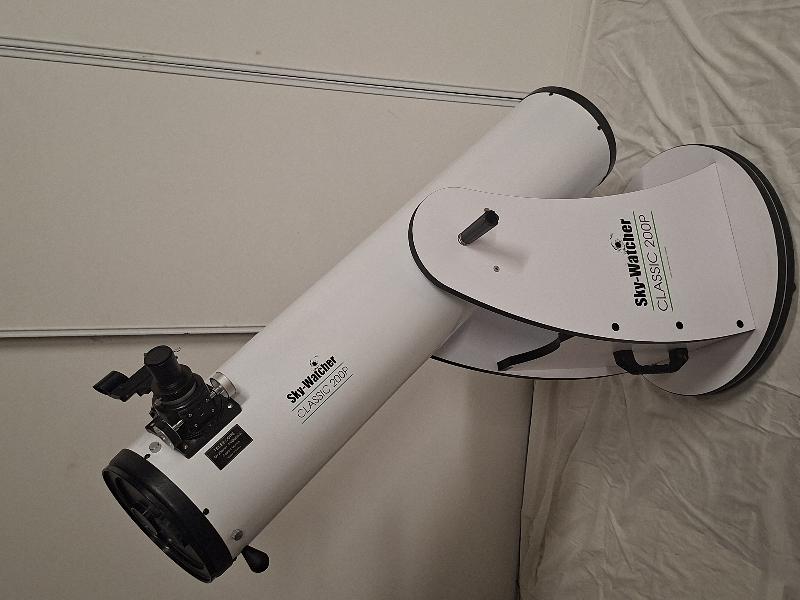 tube newton 200 x 1200 sur Dobson