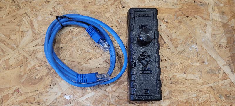 focuscube V2 universel pegasusastro + Télécommande