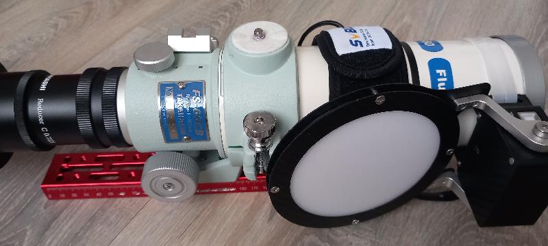 Lunette Takahashi FS -60CB + Réducteur + bague M48 + rotateur manuel