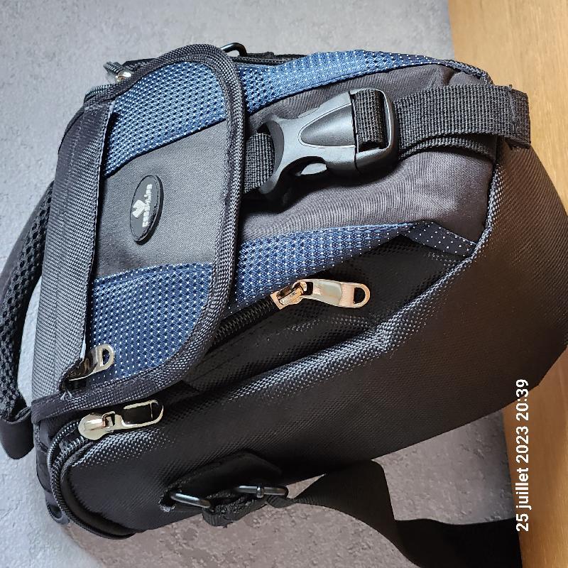 Nikon D750 + divers accessoires Nikon D750 + divers accessoires