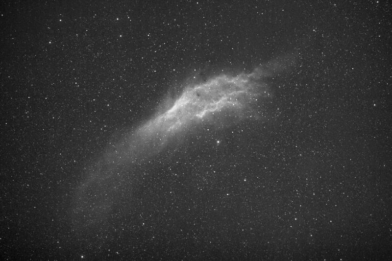 NGC1399 Nebuleurse Californie Ha 135 mm 5 min x 14 NGC1399 Nebuleurse Californie Ha 135 mm 5 min x 14