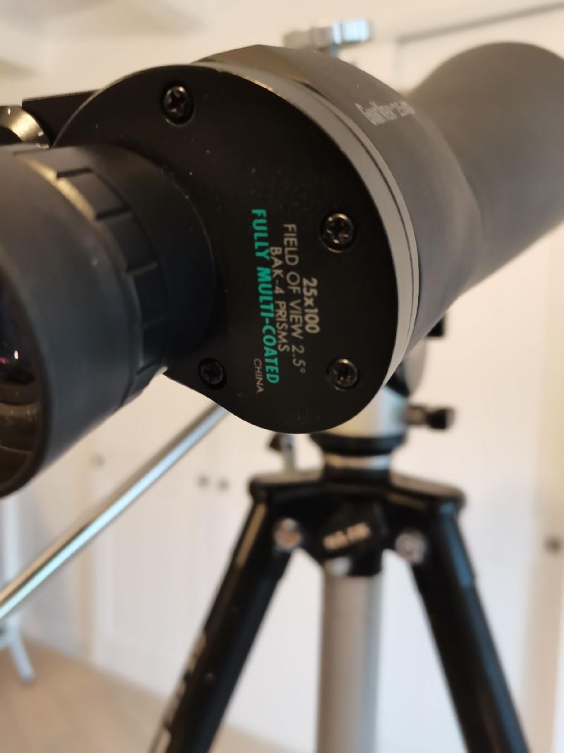 Vends jumelles astronomiques GiantView Orion 25X100 Vends jumelles astronomiques GiantView Orion 25X100