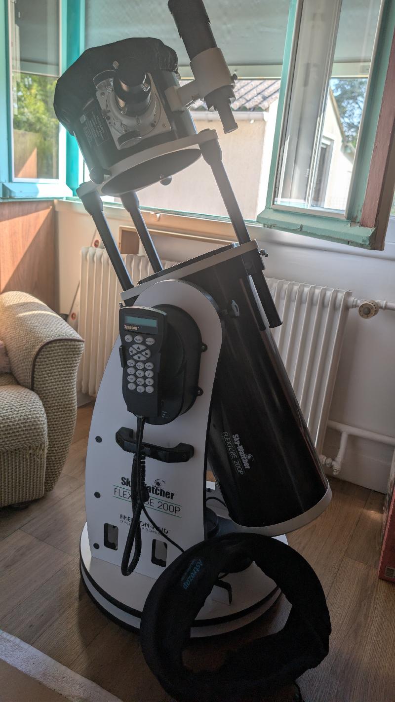 Dosbon Flextube 200/1200 GoTo - Sky-Watcher