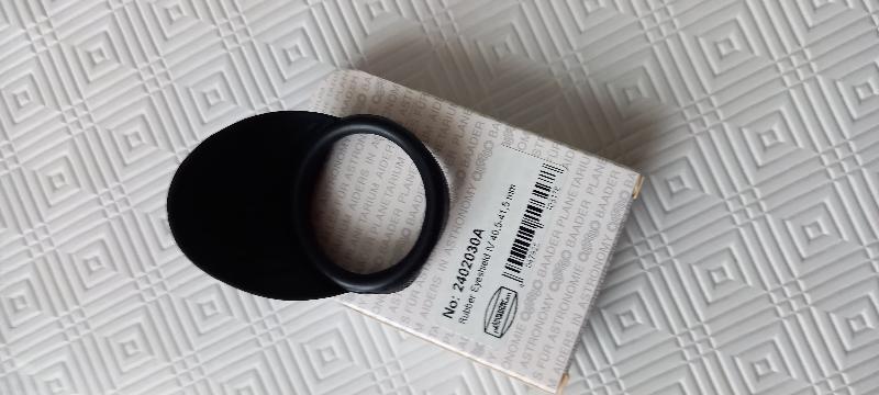 Vends une bonnette caoutchouc pour oculaire Baader diamètre 40,5-41,5 mm Vends une bonnette caoutchouc pour oculaire Baader diamètre 40,5-41,5 mm