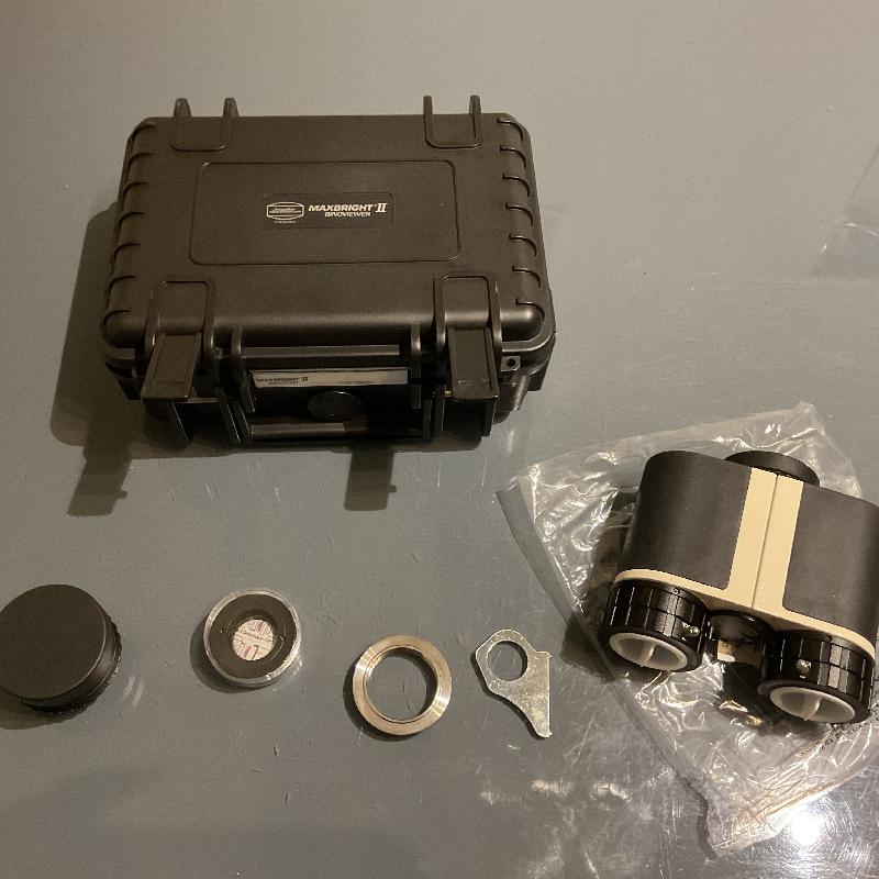 BINOCULAIRE BAADER MAXBRIGHT 2