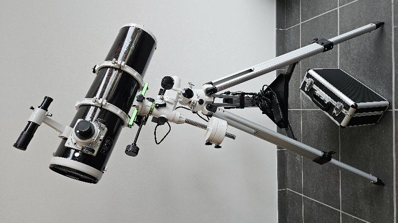 Télescope Sky-Watcher 150-750 sur monture EQ3-2 motorisée Télescope Sky-Watcher 150-750 sur monture EQ3-2 motorisée