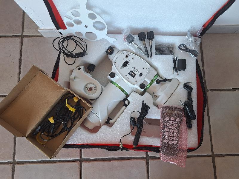 A vendre monture Eq6-R Pro