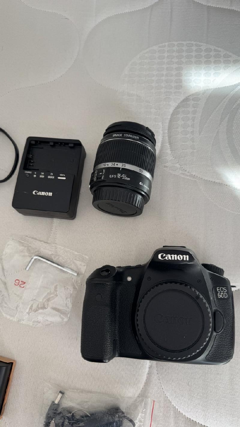 Canon EOS 60D défiltré + objectif 18-55