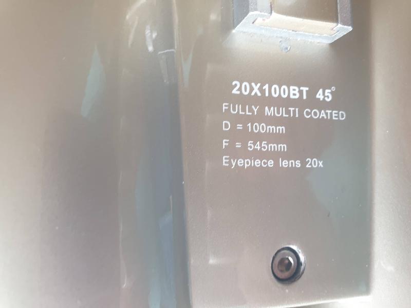 Grandes jumelles TS 20x100 avec une visée à 45° Grandes jumelles TS 20x100 avec une visée à 45°