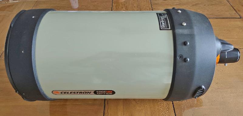 Celestron 800edge HD