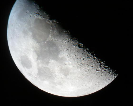 X et V de la Lune 17.02.2013 X et V de la Lune 17.02.2013