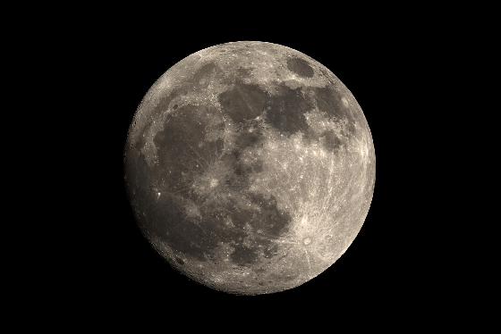 Lune 24/04/2013