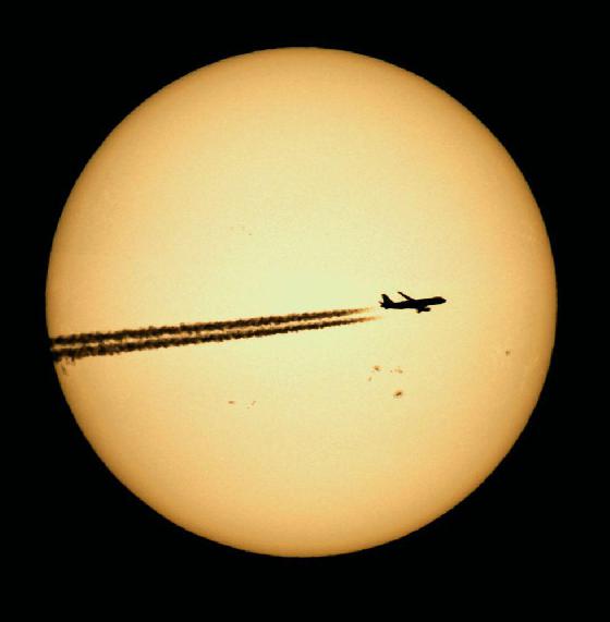 PLANE & SUN