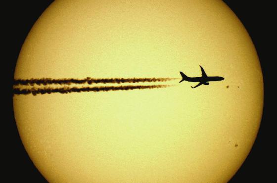 PLANE & SUN