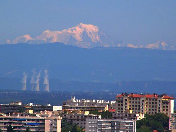 Mont Blanc vu depuis Lyon Mont Blanc vu depuis Lyon