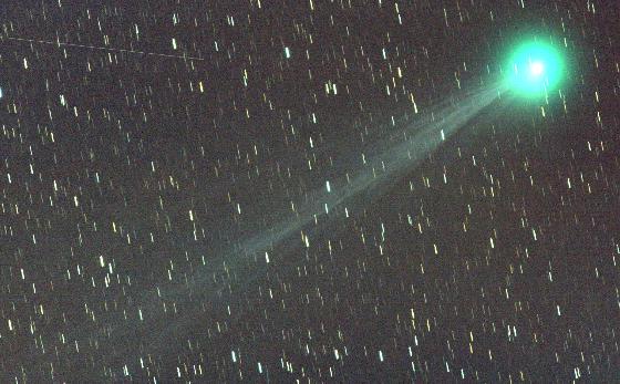 comète lovejoy en couleur comète lovejoy en couleur