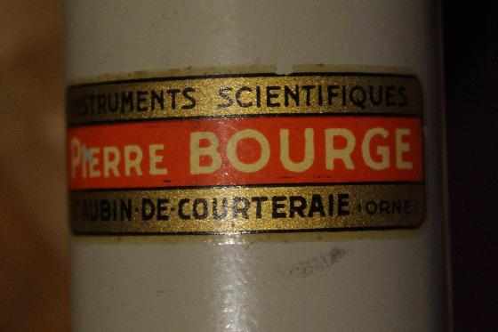 Lunette Pierre Bourge detail Lunette Pierre Bourge detail