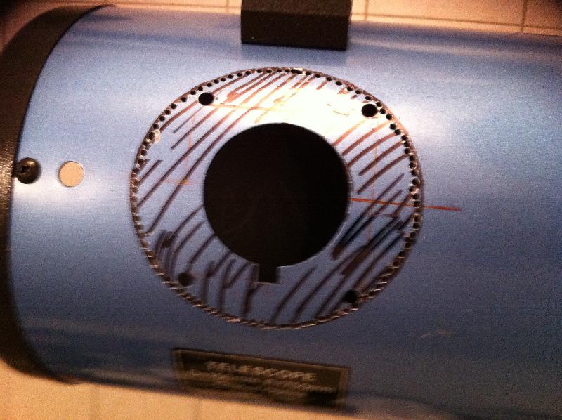 Perçage découpe en pointillé 