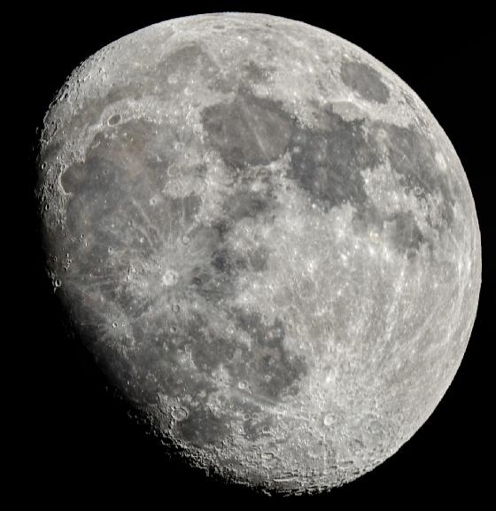 lune en HDR