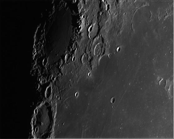 Lune 170111 B2_00013 75PC.jpg Lune 170111 B2_00013 75PC.jpg