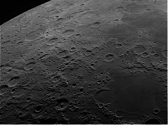 Lune 8 02 11_00014 croppée 203 stackées réduite.jpg Lune 8 02 11_00014 croppée 203 stackées réduite.jpg