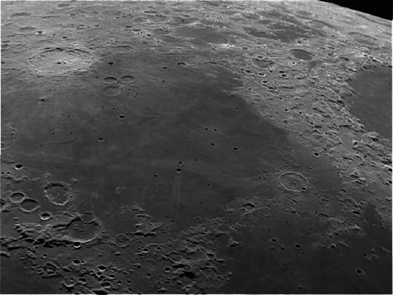Lune 8 02 11_00026 127 stackées.jpg Lune 8 02 11_00026 127 stackées.jpg