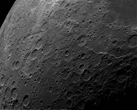 Lune 9 02 11_00009200 stackées.jpg Lune 9 02 11_00009200 stackées.jpg