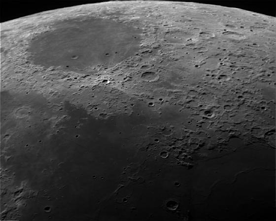 lune 100311_00017.jpg lune 100311_00017.jpg