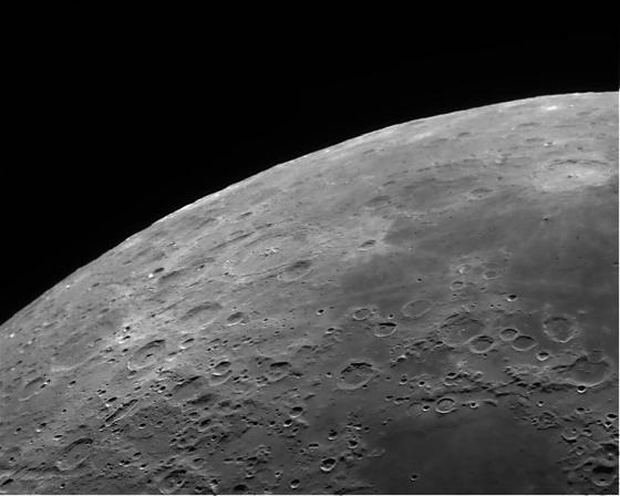 lune 100311_00023.jpg lune 100311_00023.jpg