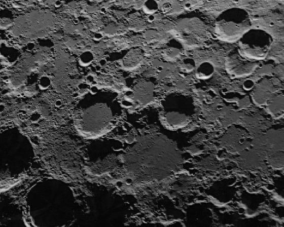 lune 10 04 11 260 B3 PL1M FR_00017.jpg lune 10 04 11 260 B3 PL1M FR_00017.jpg
