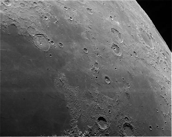 lune 10 04 11 260 B3 PL1M FR_00035.jpg lune 10 04 11 260 B3 PL1M FR_00035.jpg