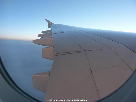 A380 l'aile illuminé par le fuselage A380 l'aile illuminé par le fuselage