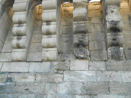  RESTAURATION ROCHES CALCAIRES