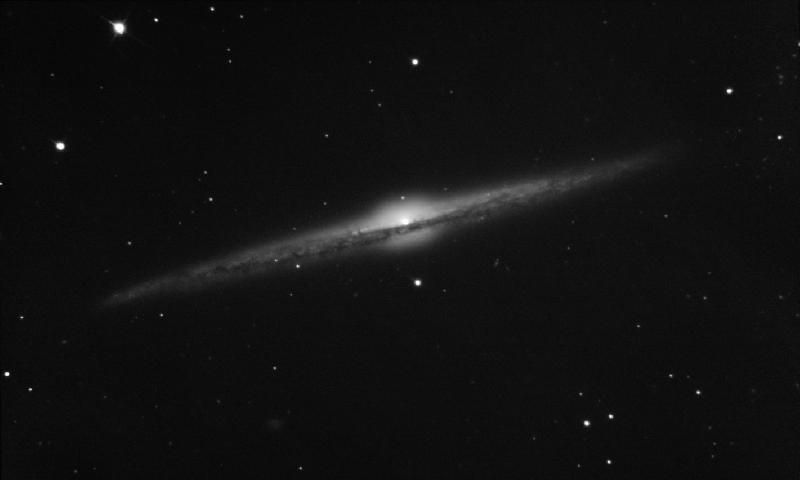 ngc4565 ngc4565
