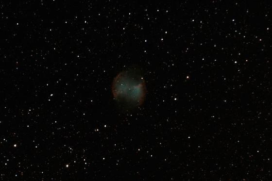 M27 sous la Lune...