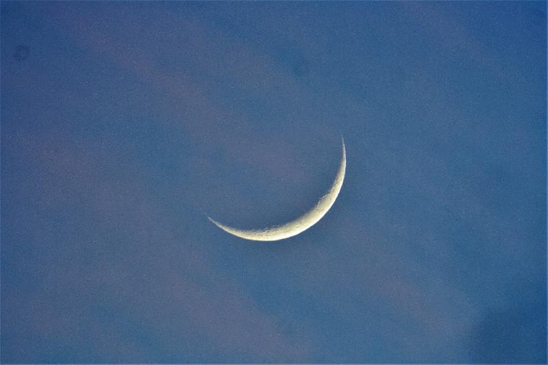 Croissant lunaire 02 déc 2016