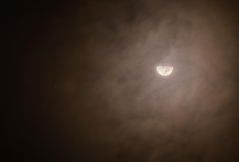 Lune - Conjonction avec Saturne Lune - Conjonction avec Saturne