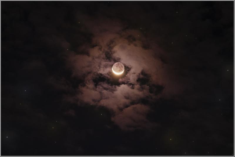 Croissant de lune avec clair de terre 23092017