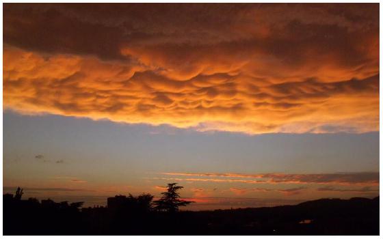 Mammatus au crépuscule Mammatus au crépuscule