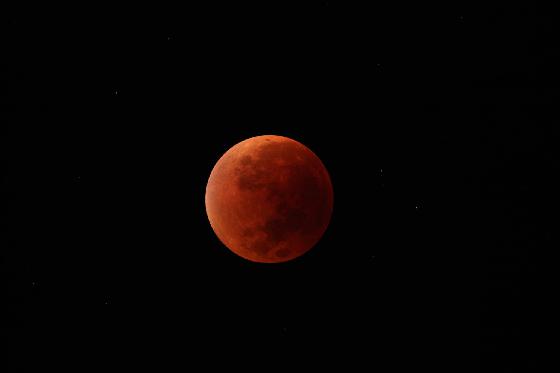 Eclipse totale de la Lune - 28 septembre 2015
