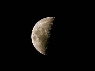 Lune le 18 01 2013 Lune le 18 01 2013