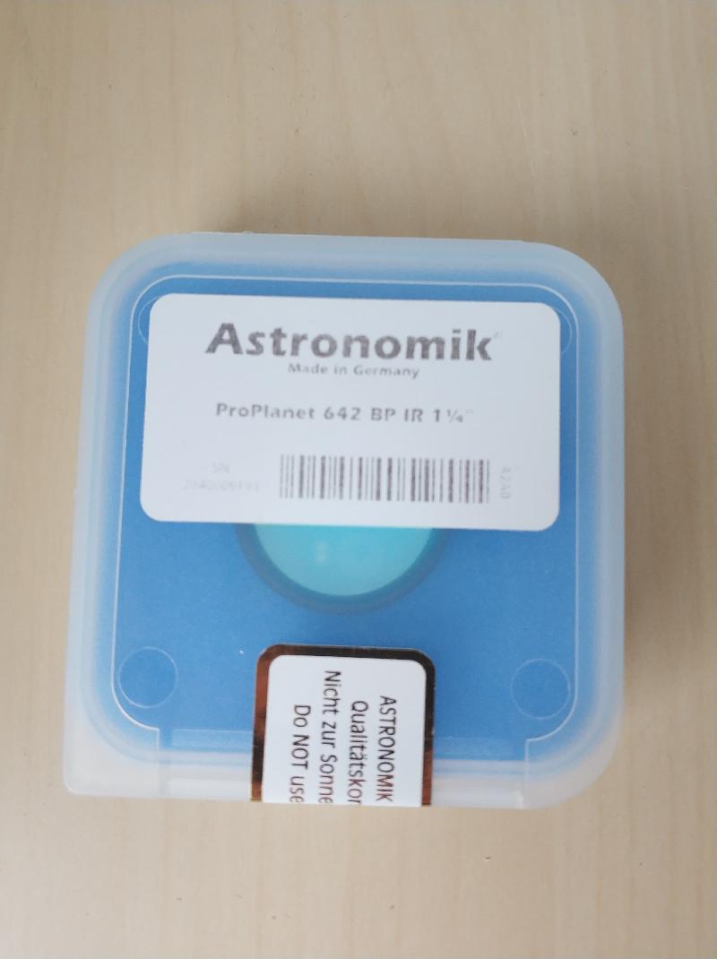 FiltrAstronomik ProPlanet 642 BP IR-pass filter en 31,75mm. FiltrAstronomik ProPlanet 642 BP IR-pass filter en 31,75mm.