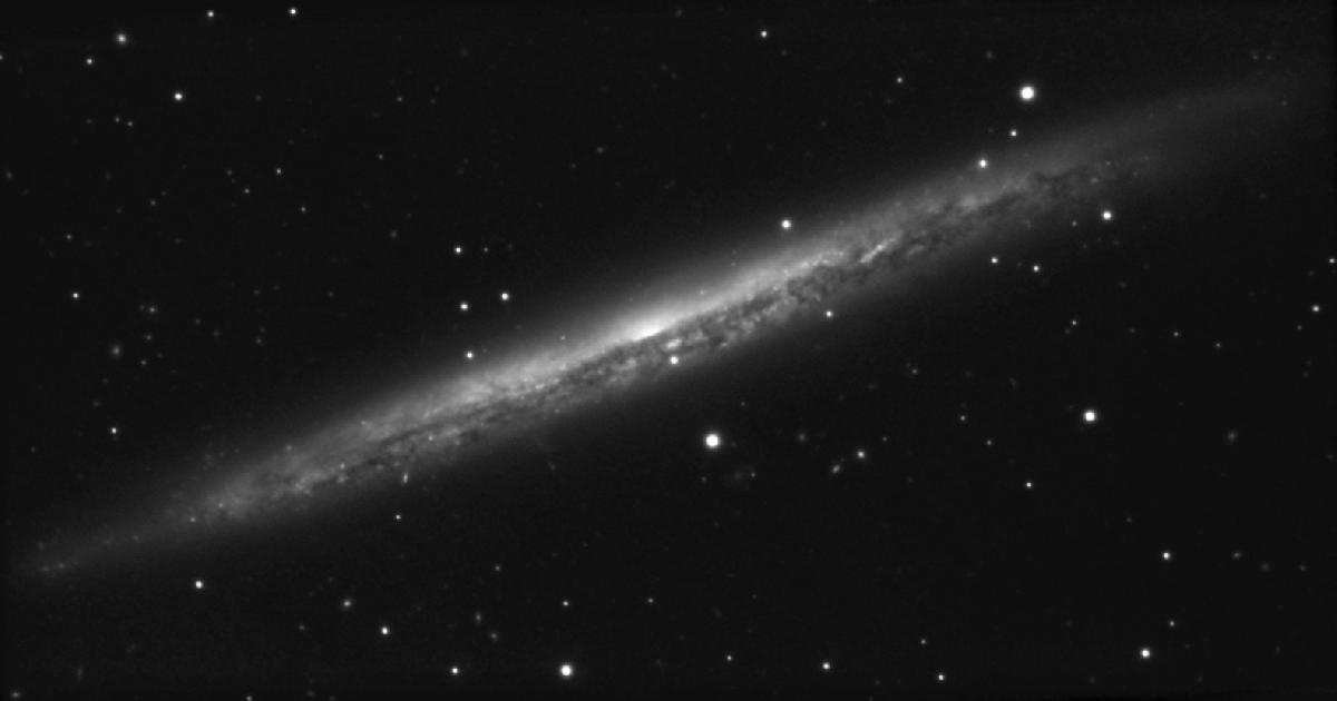 NGC5907-version_monochrome-90%-T300