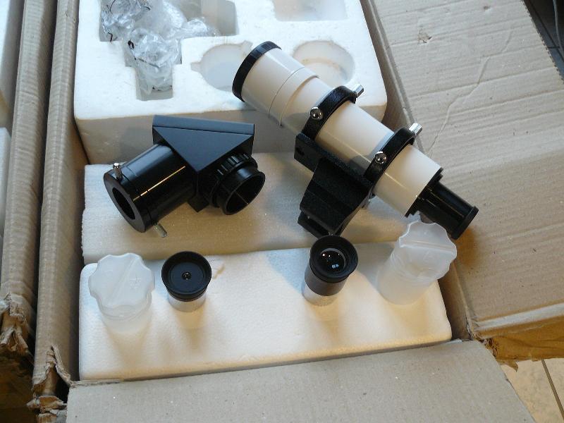 Vends 2 Maksutov de 200 mm pour projet de "super-jumelles" Vends 2 Maksutov de 200 mm pour projet de "super-jumelles"