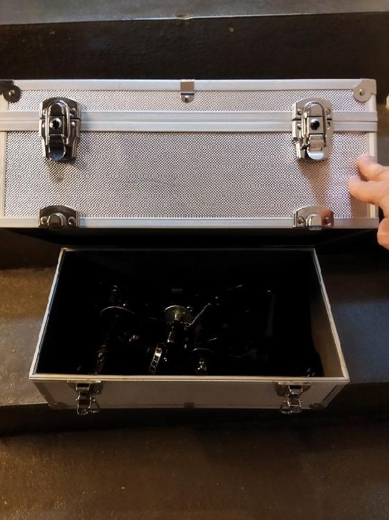 Télescope Skywatcher 130/900 - monture Eq2 motorisée - Valise