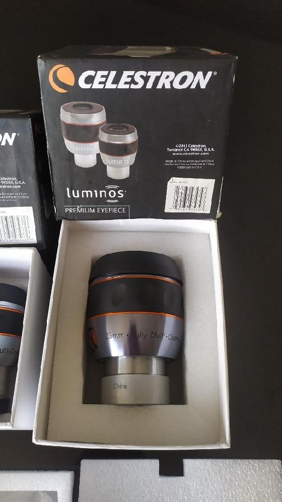 Oculaires Célestron 82°