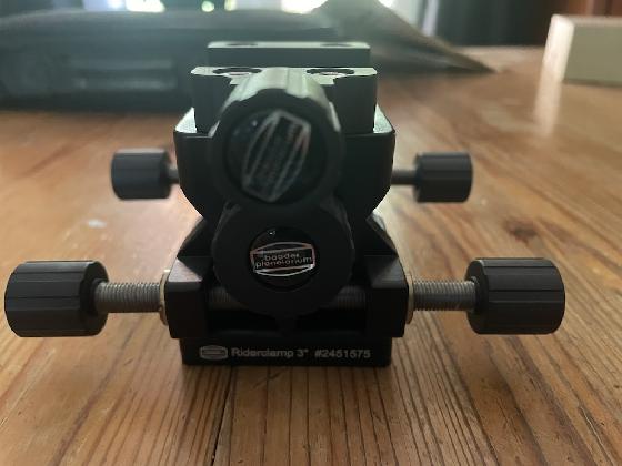 Platine de guidage micrométrique Baader Stronghold