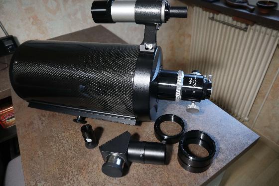 RC8 carbone 200 mm avec accessoires