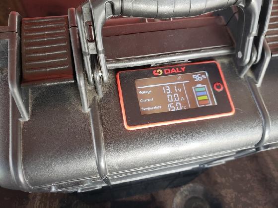 Valise batterie lithium 105Ah 12v