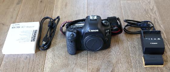  Canon eos 5D mark IV